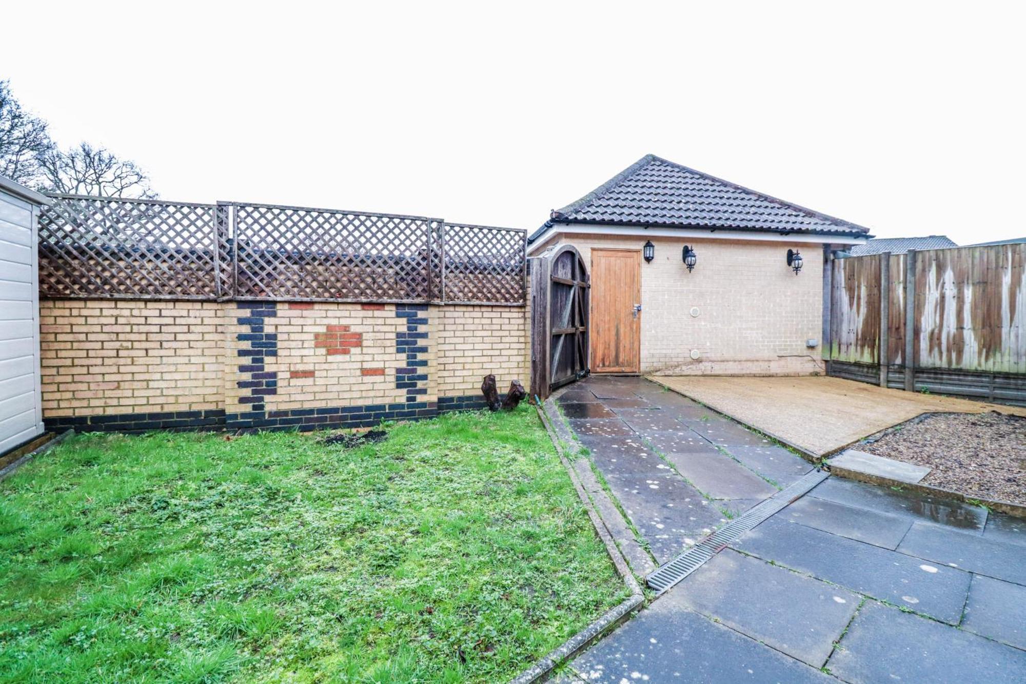 Bright And Spacious Contractor House L Parking! Borehamwood Ngoại thất bức ảnh
