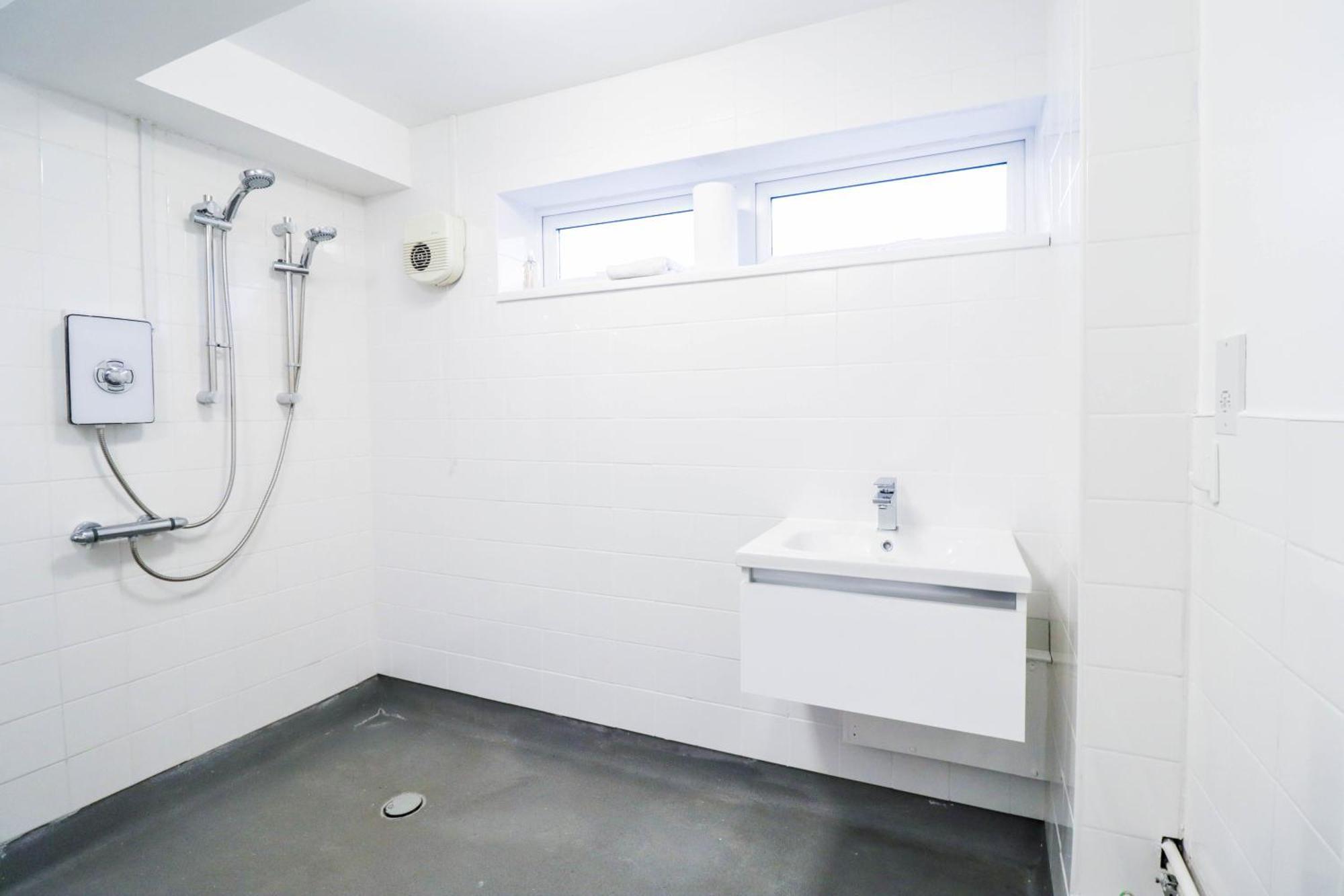 Bright And Spacious Contractor House L Parking! Borehamwood Ngoại thất bức ảnh